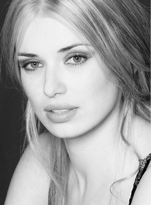 娜塔莎·亚罗温科 Natasha Yarovenko