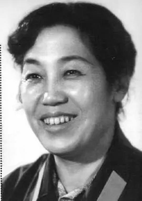 曲云 Yun Qu