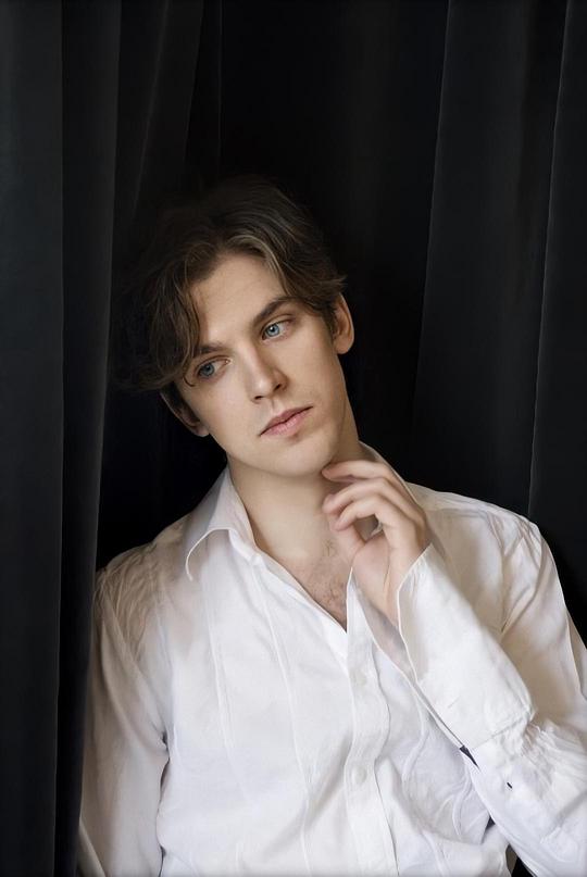 丹·史蒂文斯 Dan Stevens