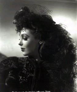 洛丽泰·扬 Loretta Young