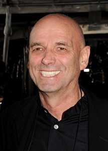 马丁·坎贝尔 Martin Campbell