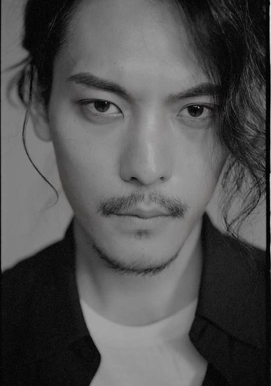 庄翰 Han Zhuang