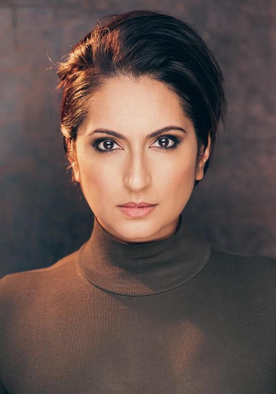 泽赫拉·法扎勒 Zehra Fazal