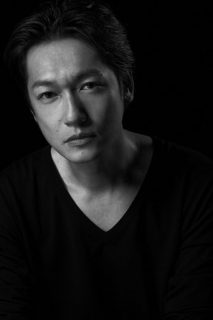 井浦新 ARATA iura
