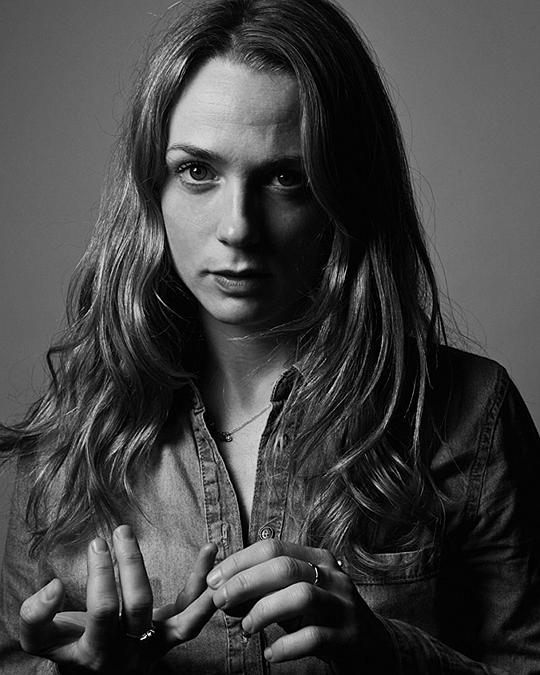 凯瑞·康顿 Kerry Condon